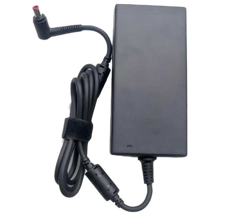 Originale 19.5V 9.23A 180W Acer Predator 15 17 Series Adattatore + Cavo Originale 19.5V 9.23A 180W Acer Predator 15 17 Series Adattatore + Cavo