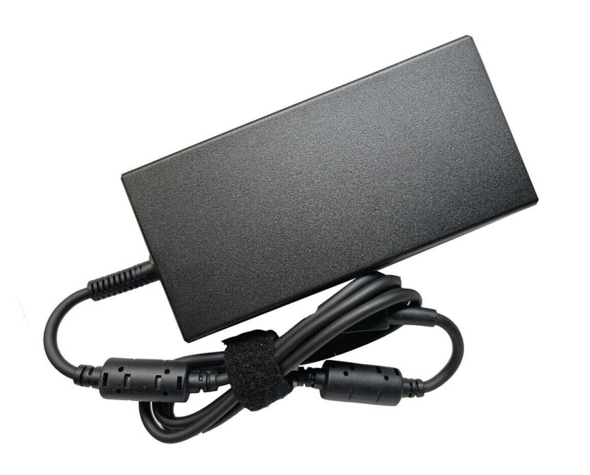 Originale 19.5V 11.8A 230W 230W Acer Predator PT315-53-70RT Alimentatore Adattatore + Cavo Originale 19.5V 11.8A 230W 230W Acer Predator PT315-53-70RT Alimentatore Adattatore + Cavo